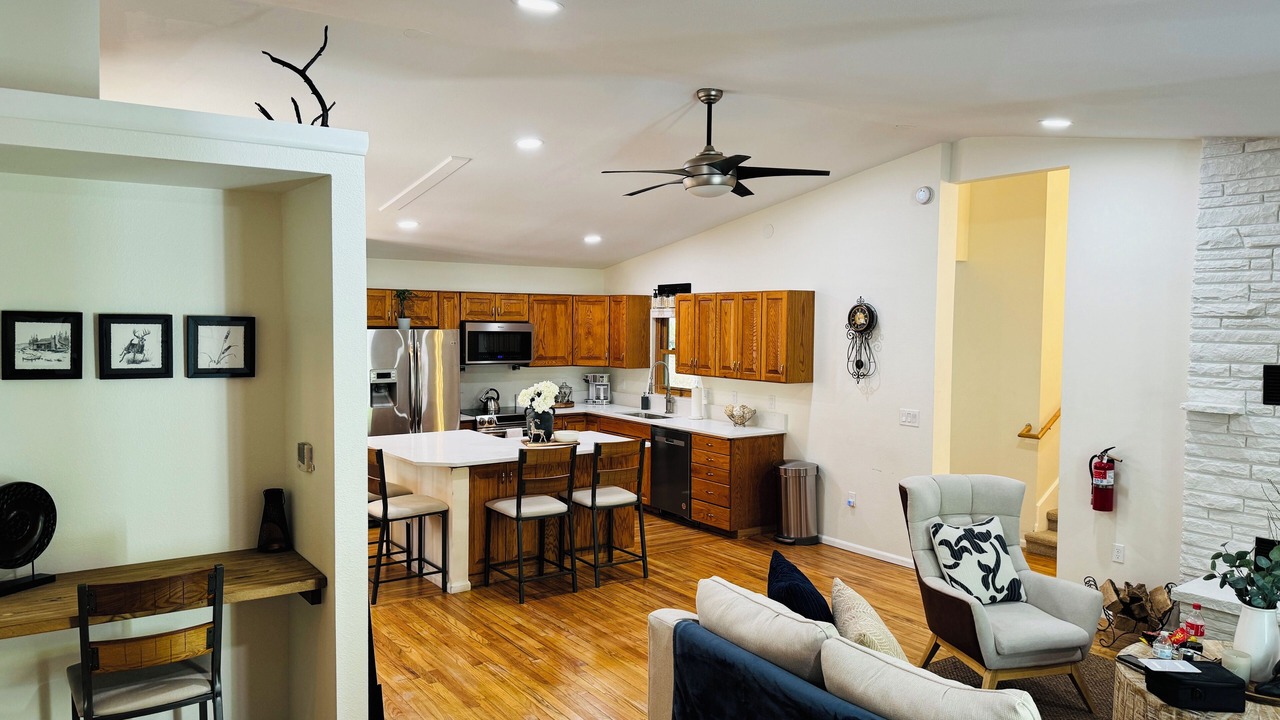 Photo of Livingroom in Loveland