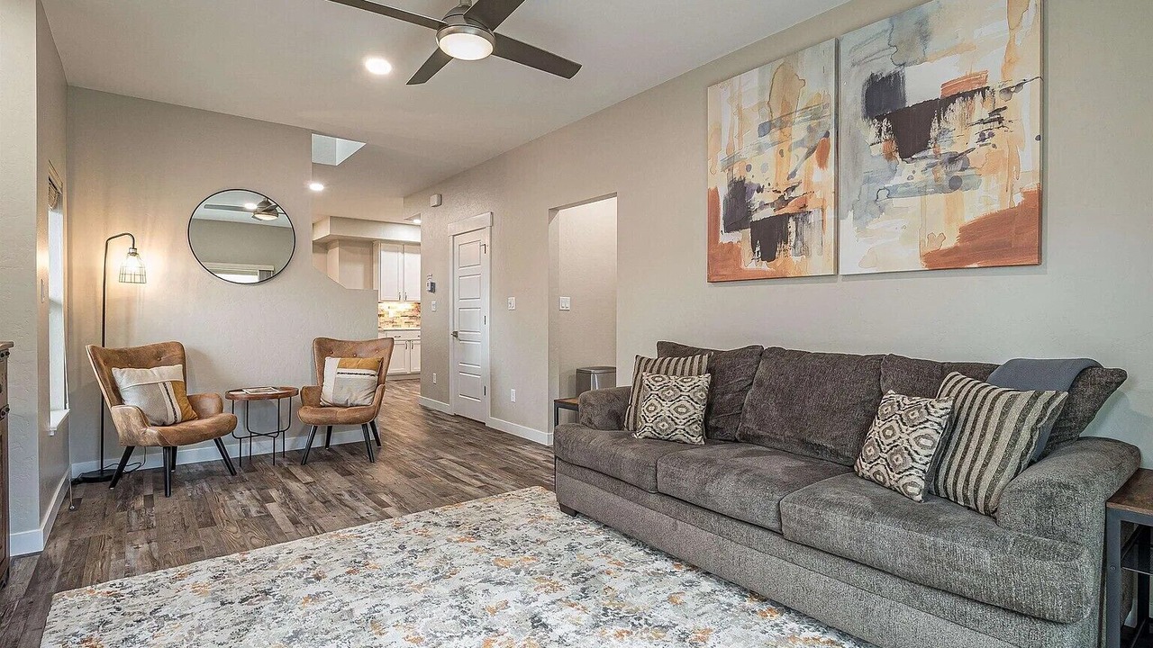 Photo of Livingroom in Pear Park