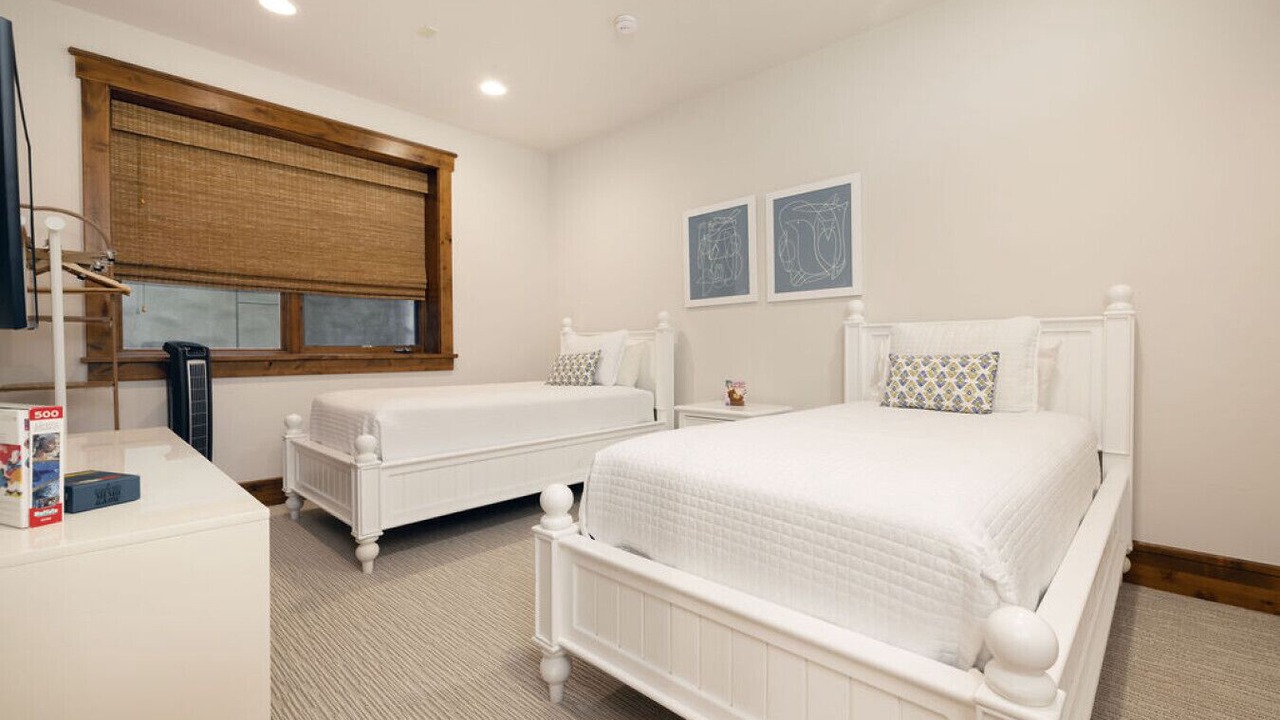 Photo of Bedroom in Edwards