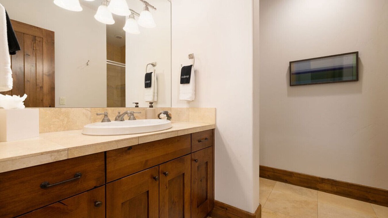Photo of Bathroom in Edwards