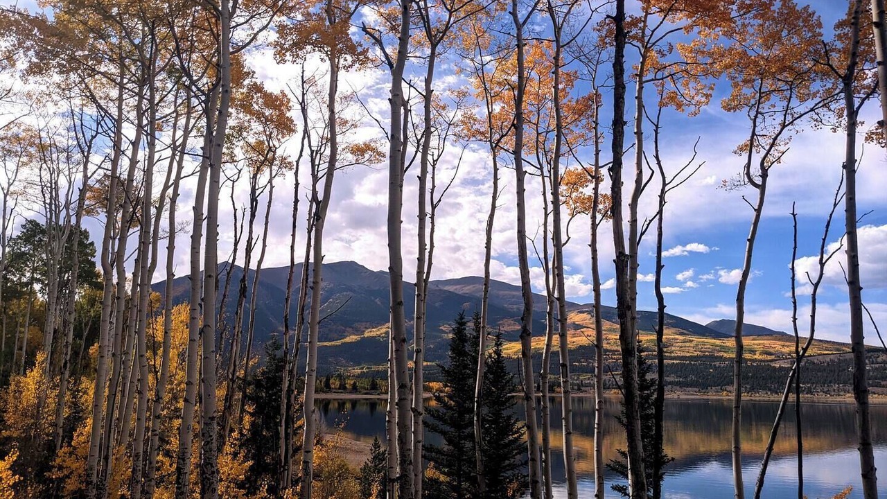 Photo of Others in Twin Lakes