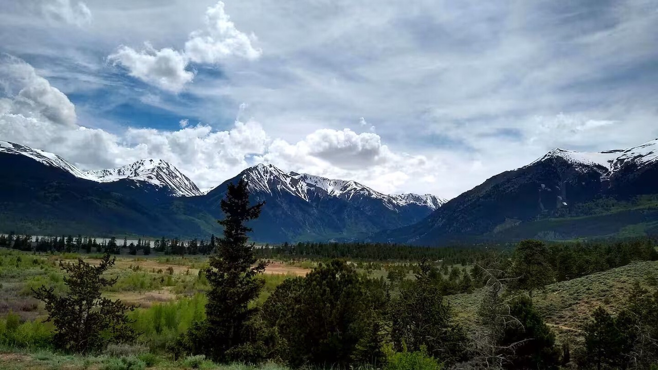 Photo of Others in Twin Lakes