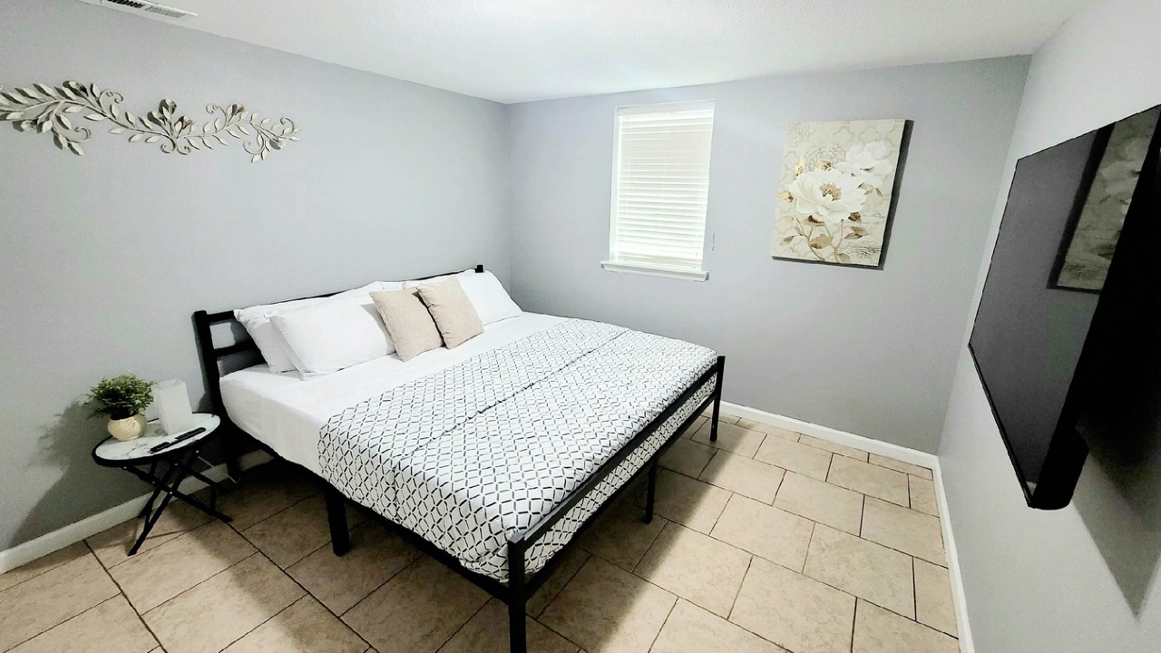 Photo of Bedroom in Dupont