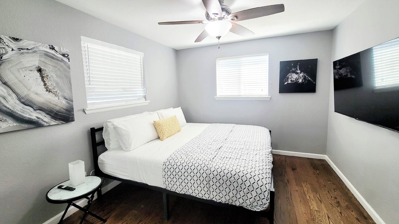 Photo of Bedroom in Dupont