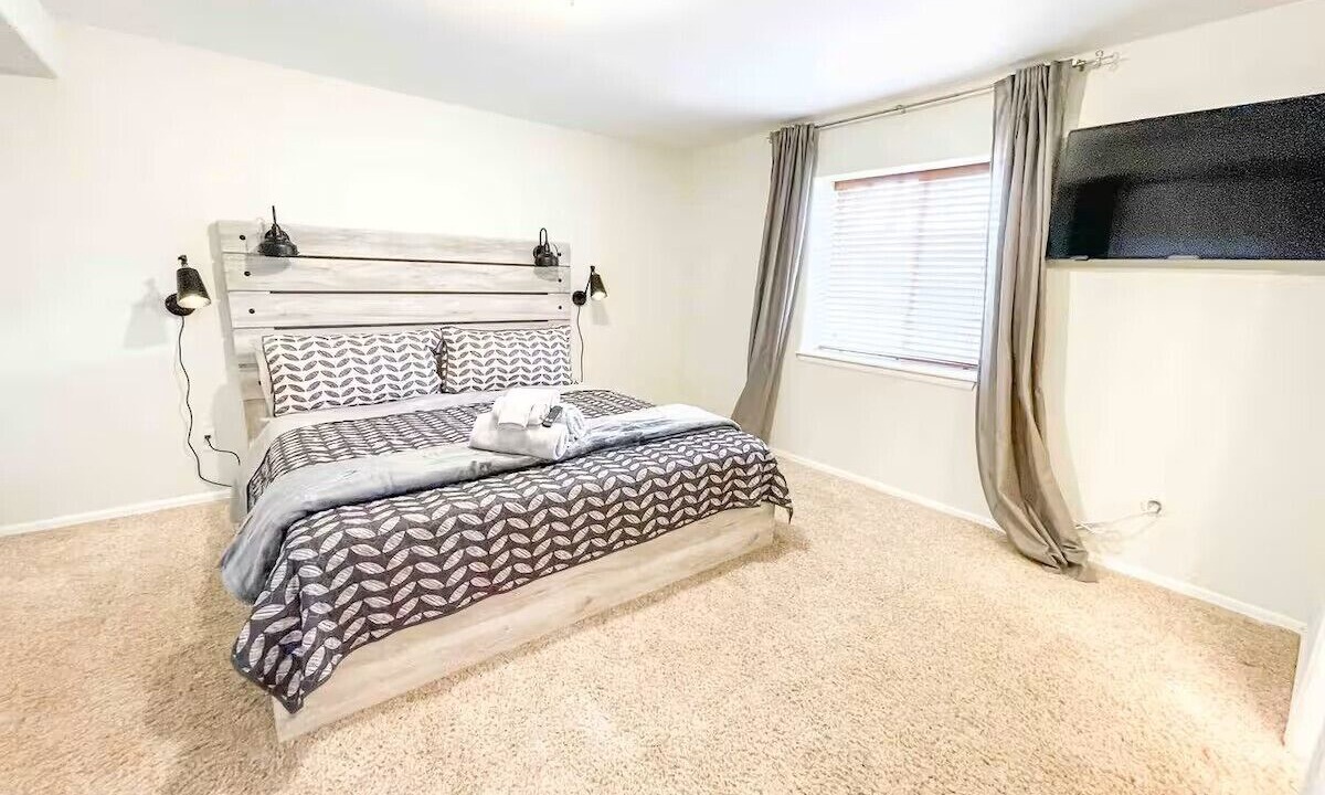 Photo of Bedroom in Palmer Lake