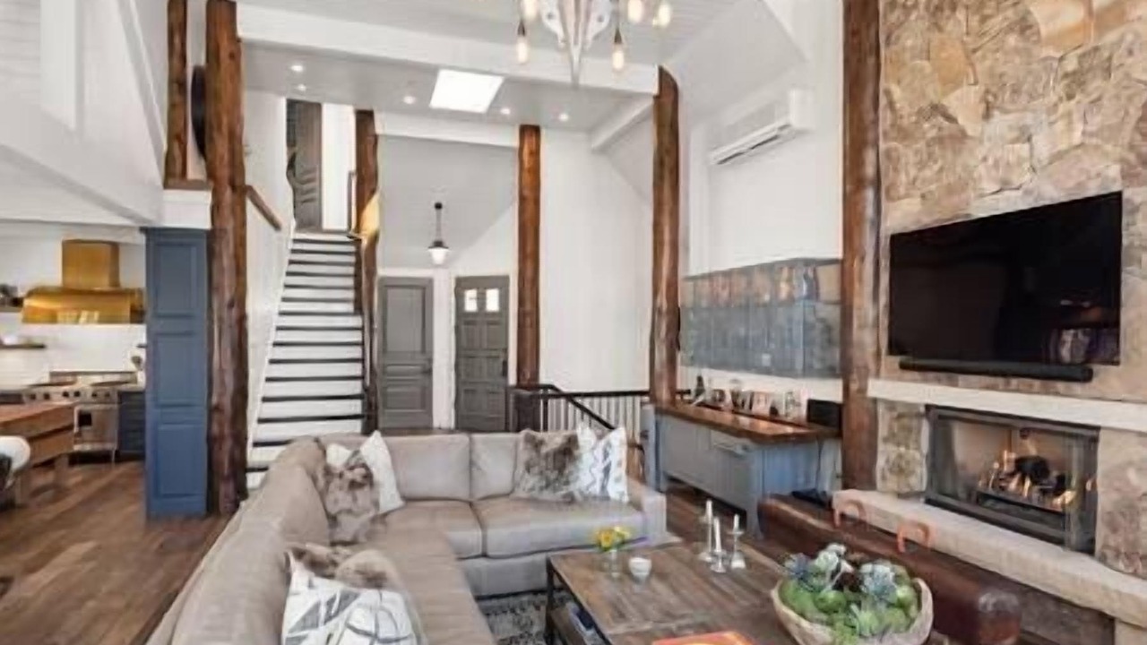 Photo of Livingroom in Aspen