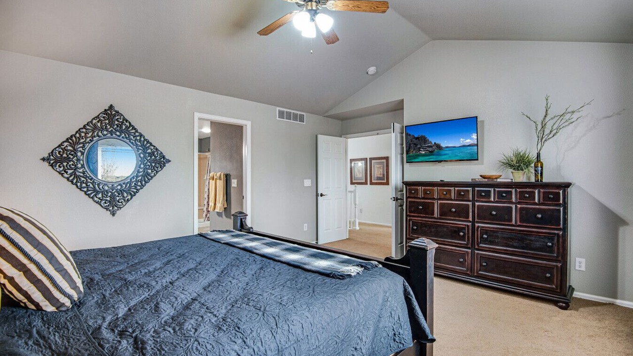 Photo of Bedroom in Vista Ridge