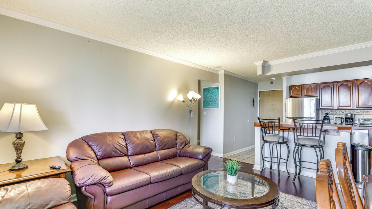 Photo of Livingroom in Lincoln Park