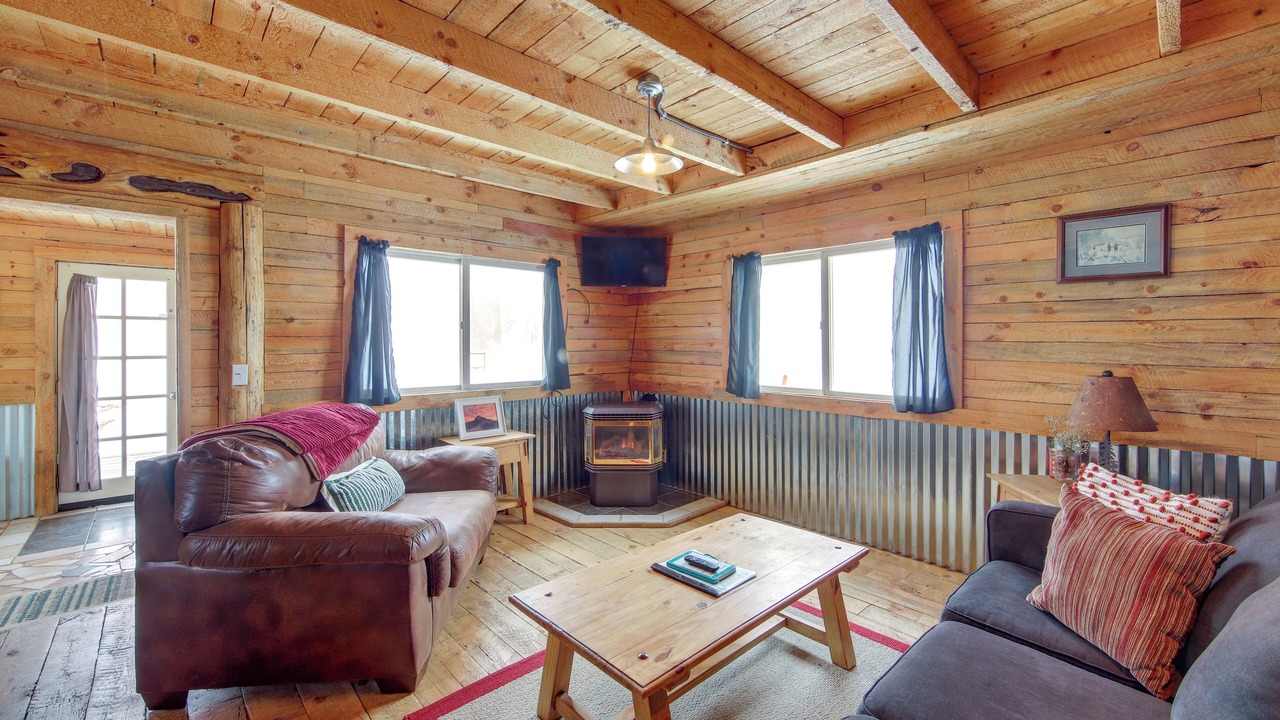 Photo of Bedroom in Lake Agnes