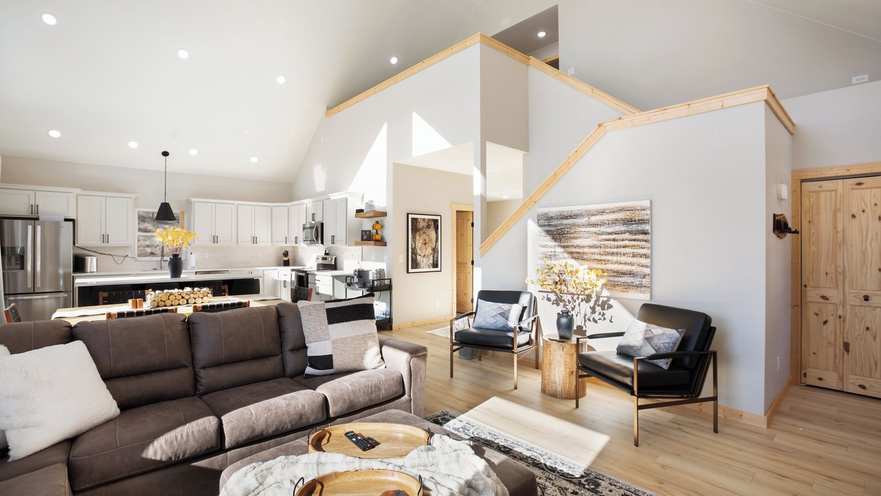 Photo of Livingroom in Rainbow Valley
