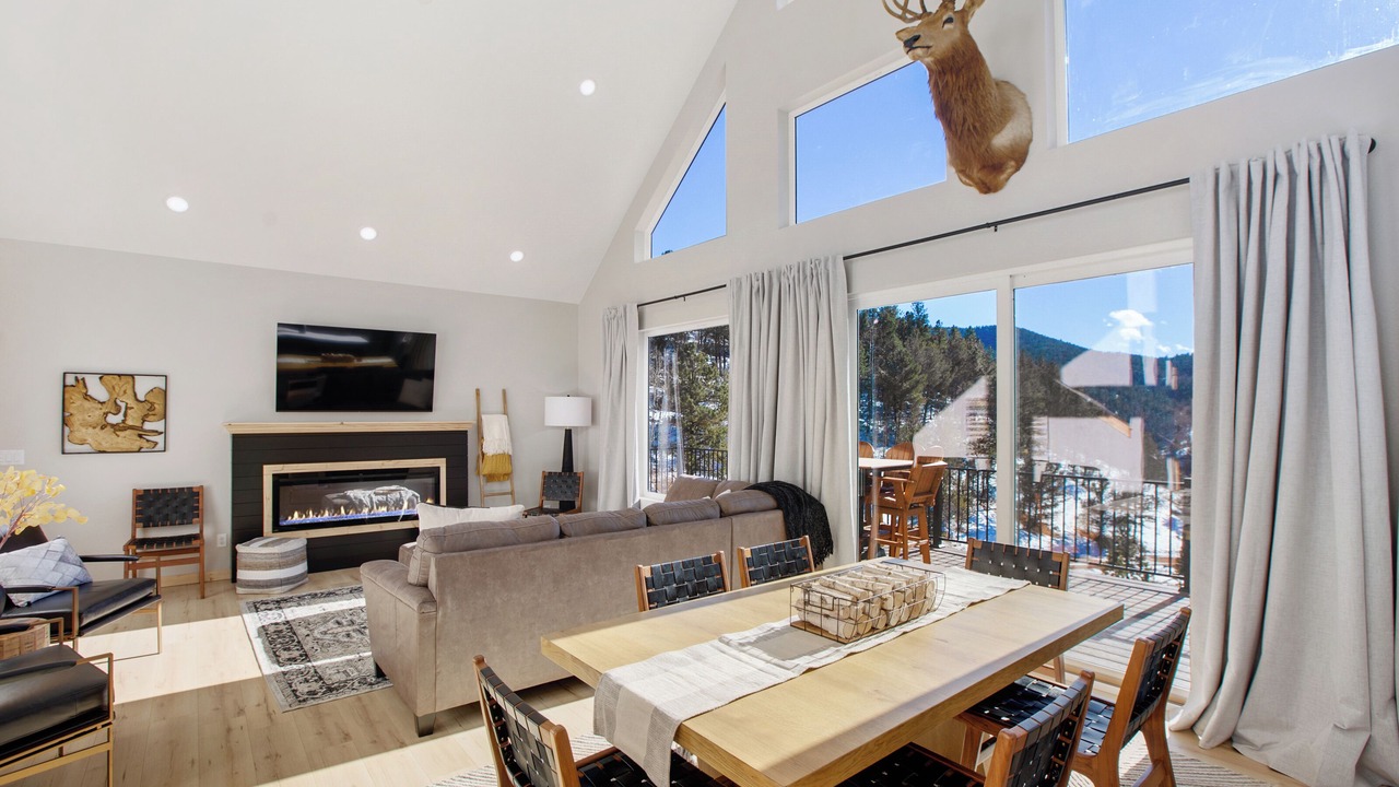 Photo of Livingroom in Rainbow Valley