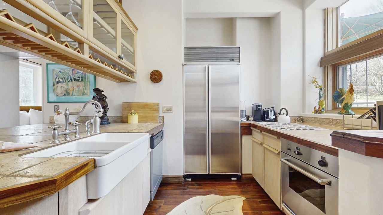 Photo of Kitchen in Woody Creek