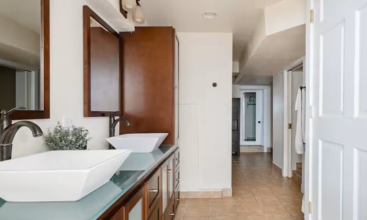 Photo of Bathroom in Speer