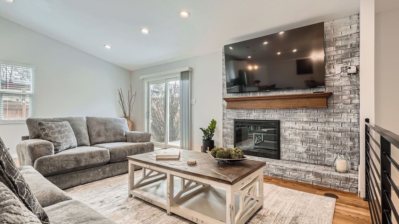 Photo of Livingroom in Littleton