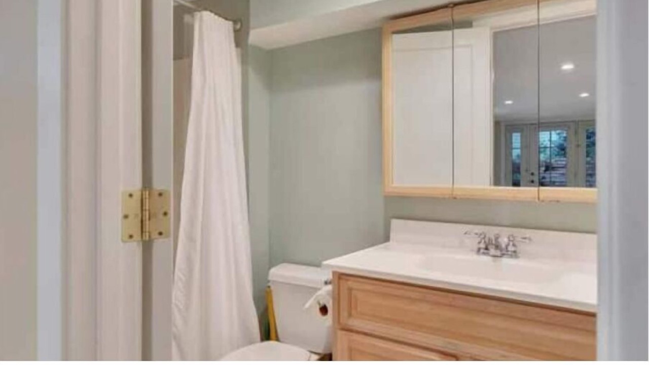 Photo of Bathroom in Newlands