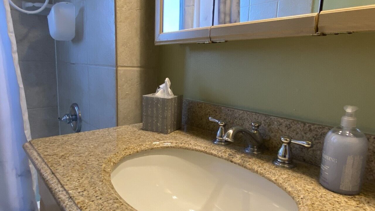Photo of Bathroom in Athmar Park