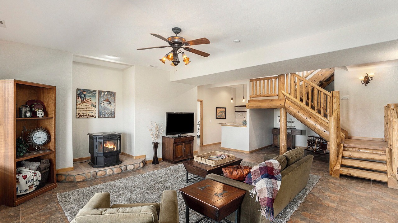 Photo of Livingroom in Colorado Springs