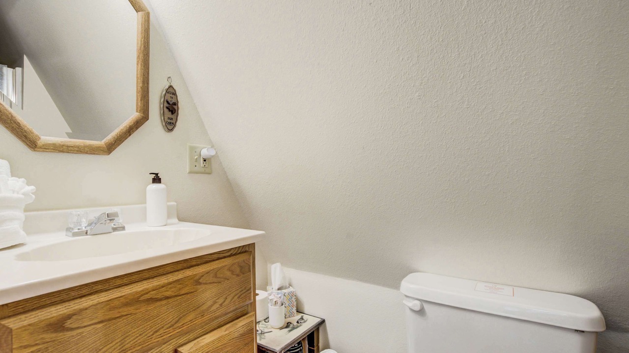 Photo of Bathroom in Divide