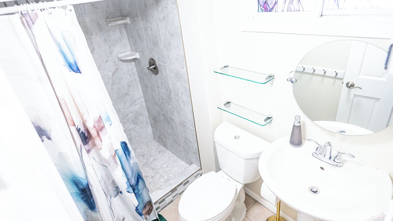 Photo of Bathroom in Cheesman Park
