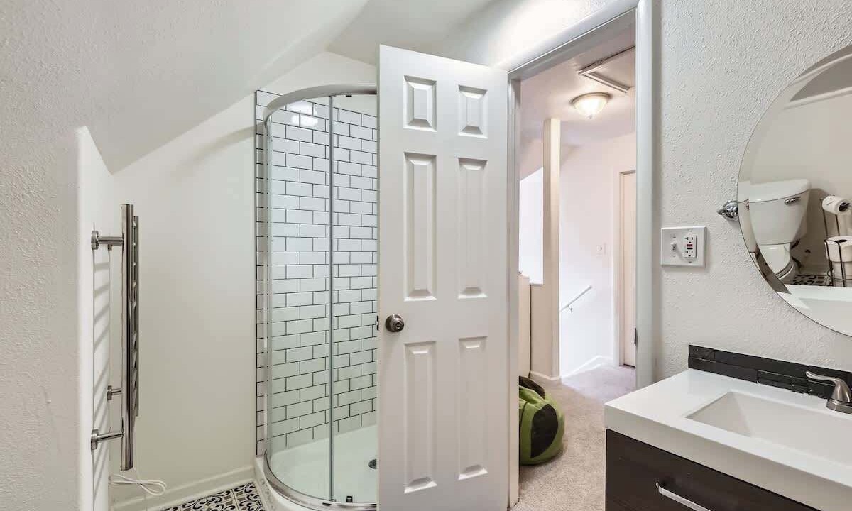 Photo of Bathroom in Congress Park