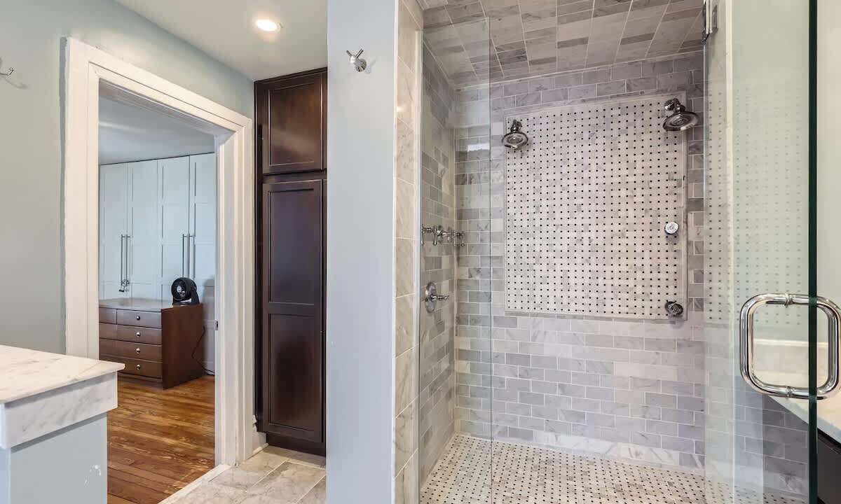 Photo of Bathroom in Congress Park