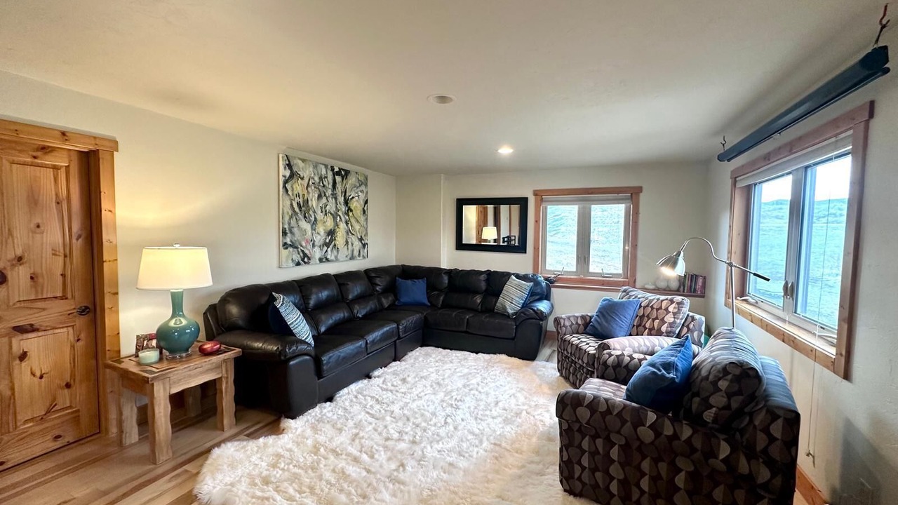 Photo of Livingroom in Oak Creek