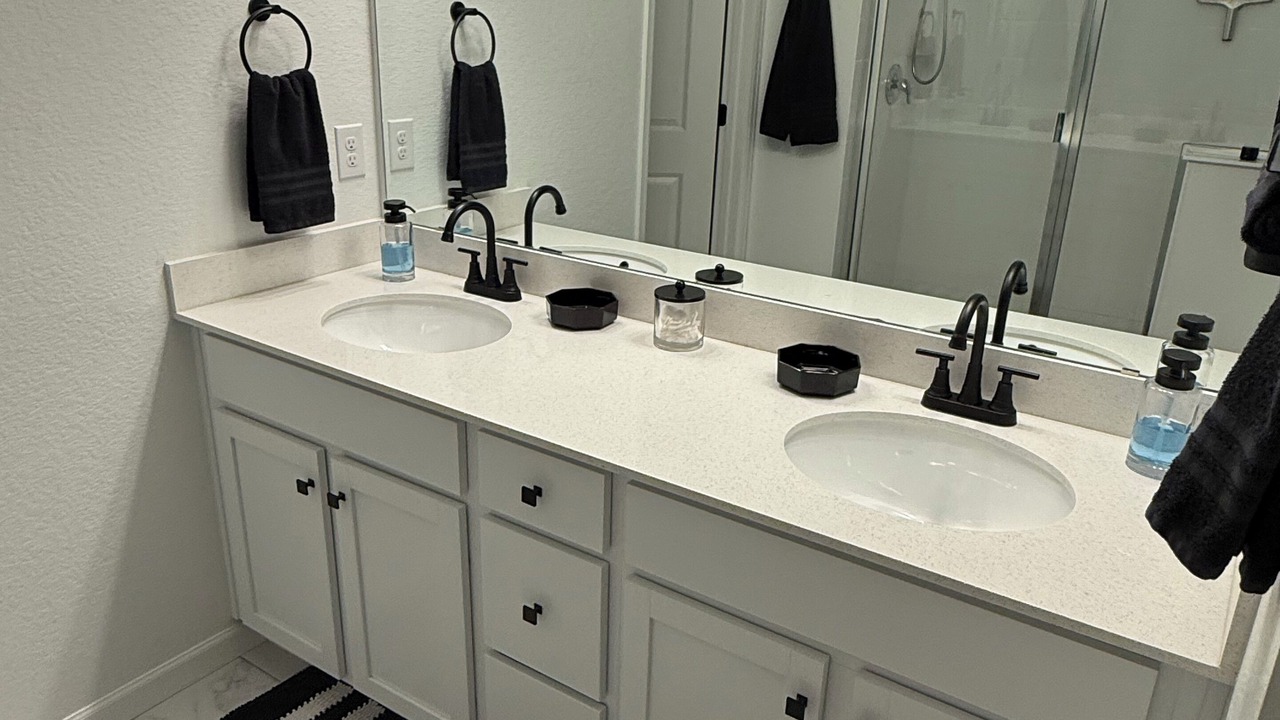 Photo of Bathroom in Goldsmith