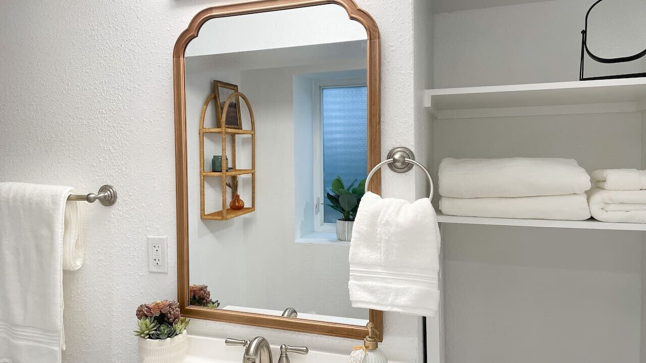 Photo of Bathroom in Arvada Plaza Area