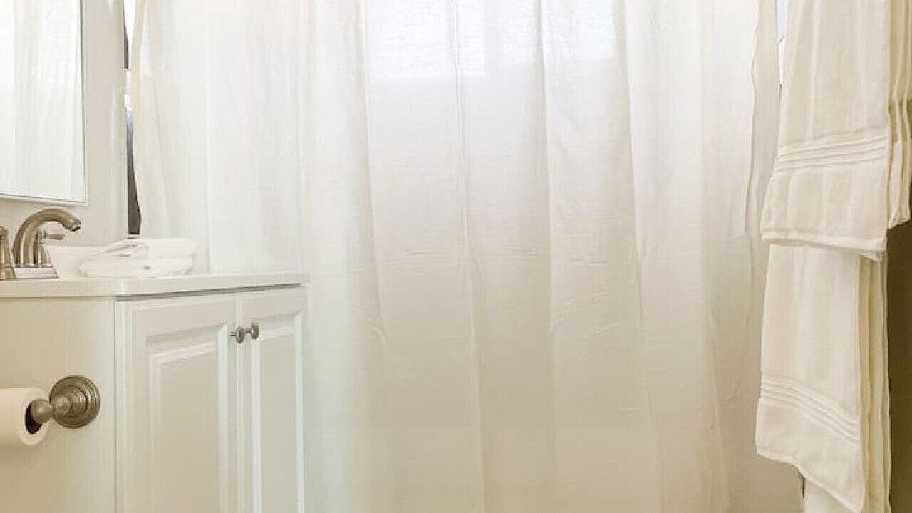 Photo of Bathroom in Arvada Plaza Area