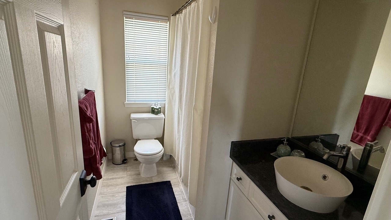 Photo of Bathroom in Highlands Ranch