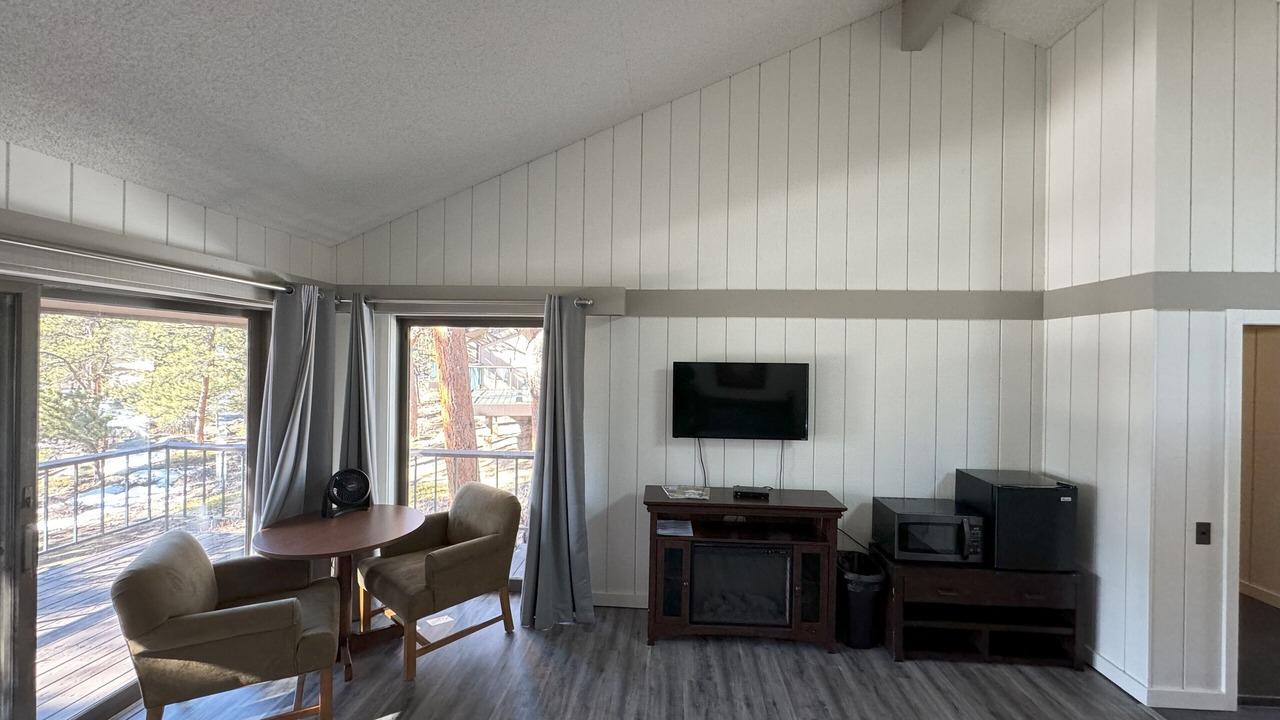 Photo of Livingroom in Red Feather Lakes