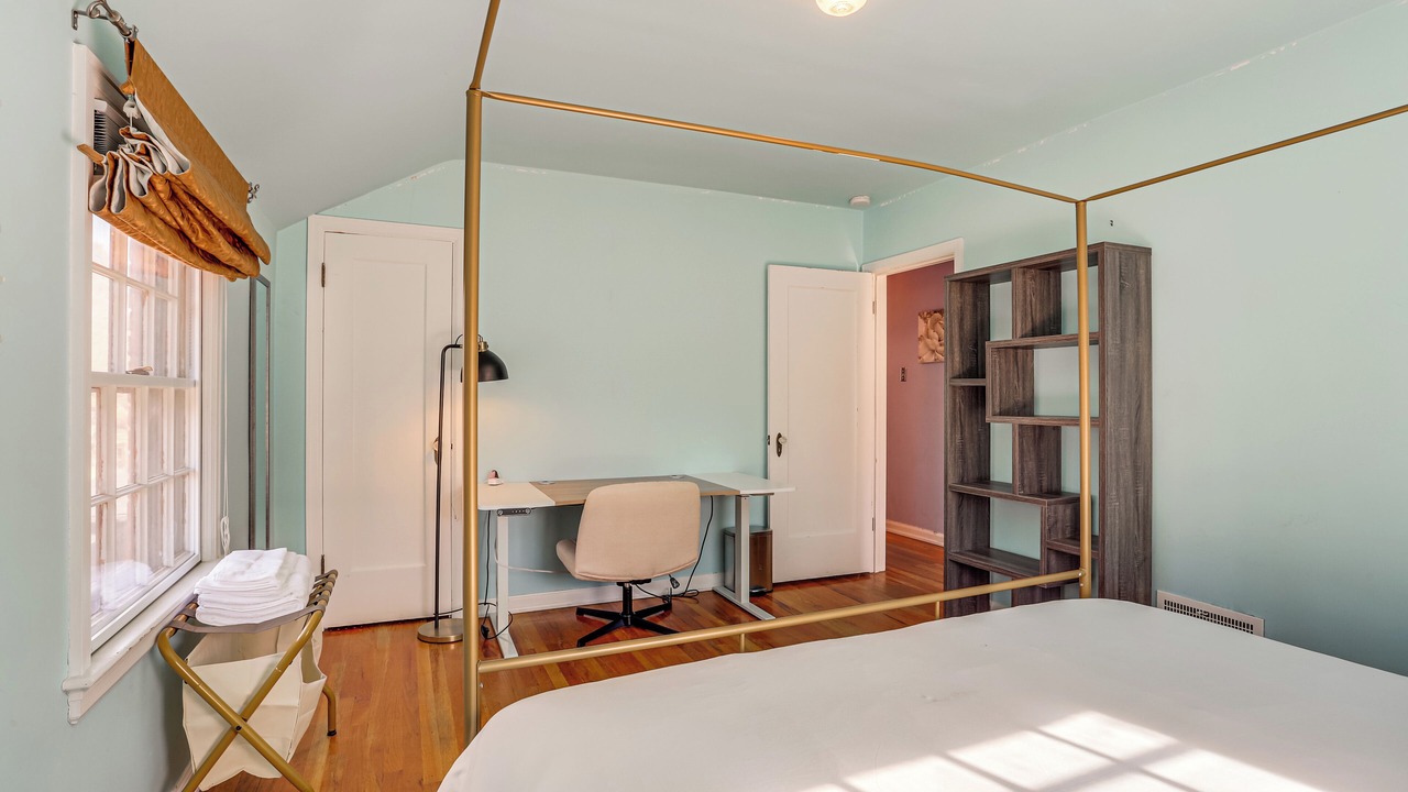 Photo of Bedroom in Greeley