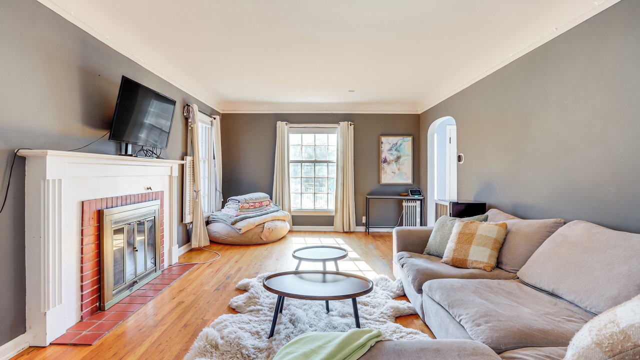 Photo of Livingroom in Greeley