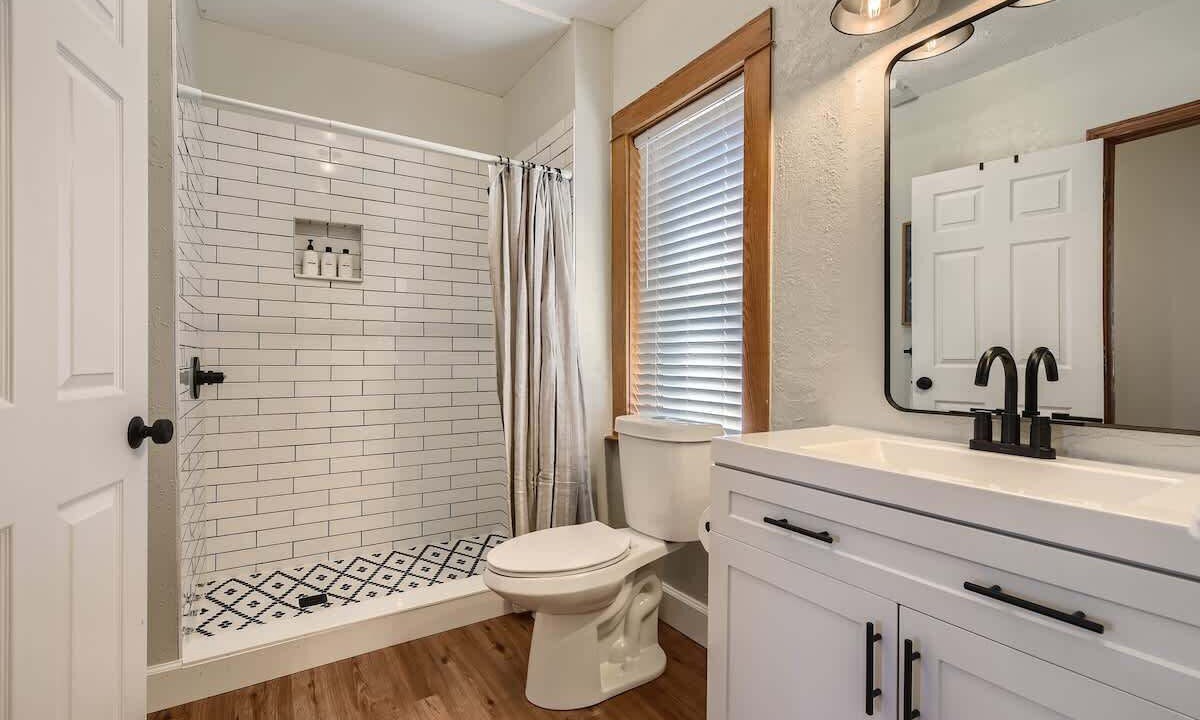 Photo of Bathroom in Speer