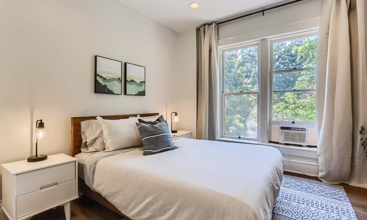 Photo of Bedroom in City Park