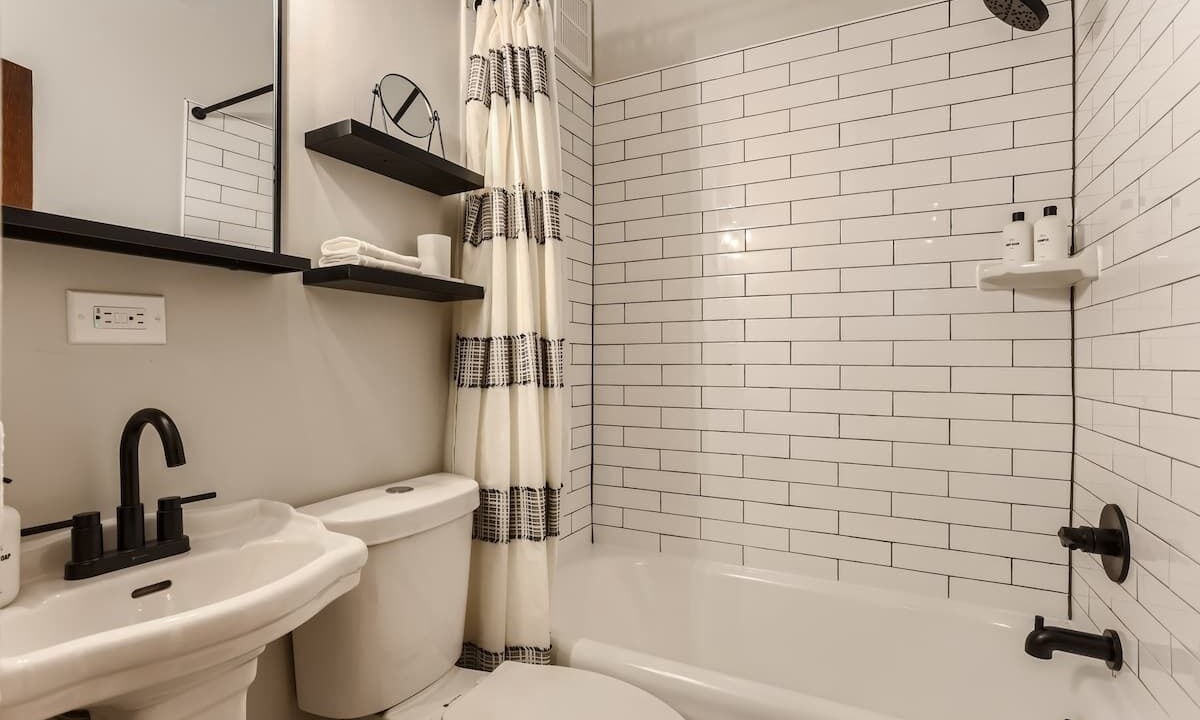 Photo of Bathroom in City Park