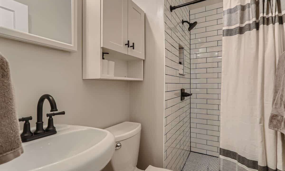 Photo of Bathroom in Cheesman Park