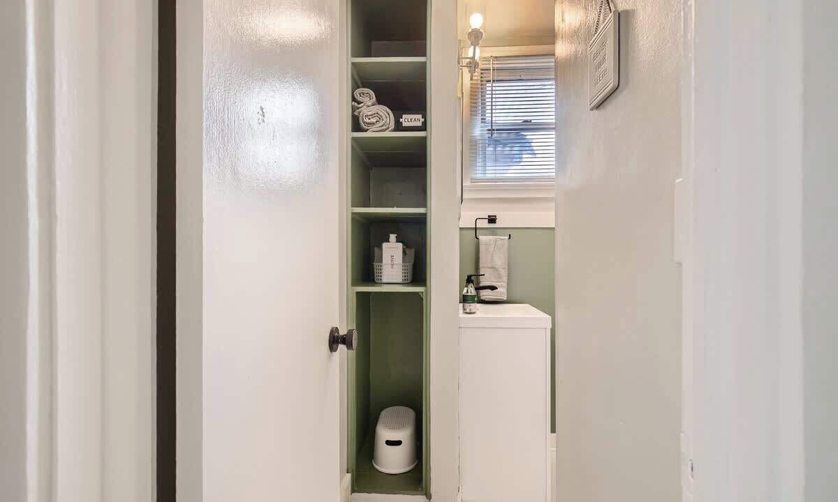 Photo of Bathroom in Cheesman Park