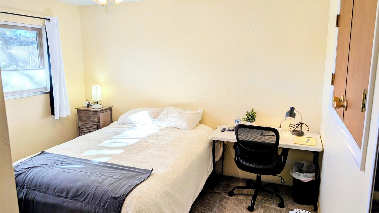 Photo of Bedroom in Castlewood