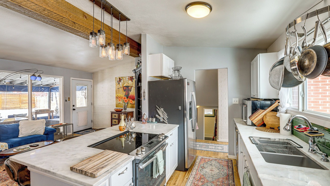 Photo of Kitchen in Harvey Park