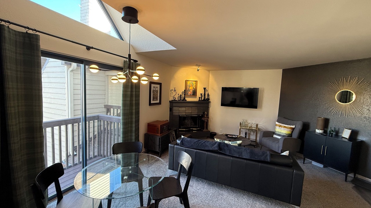 Photo of Livingroom in Greenwood Village