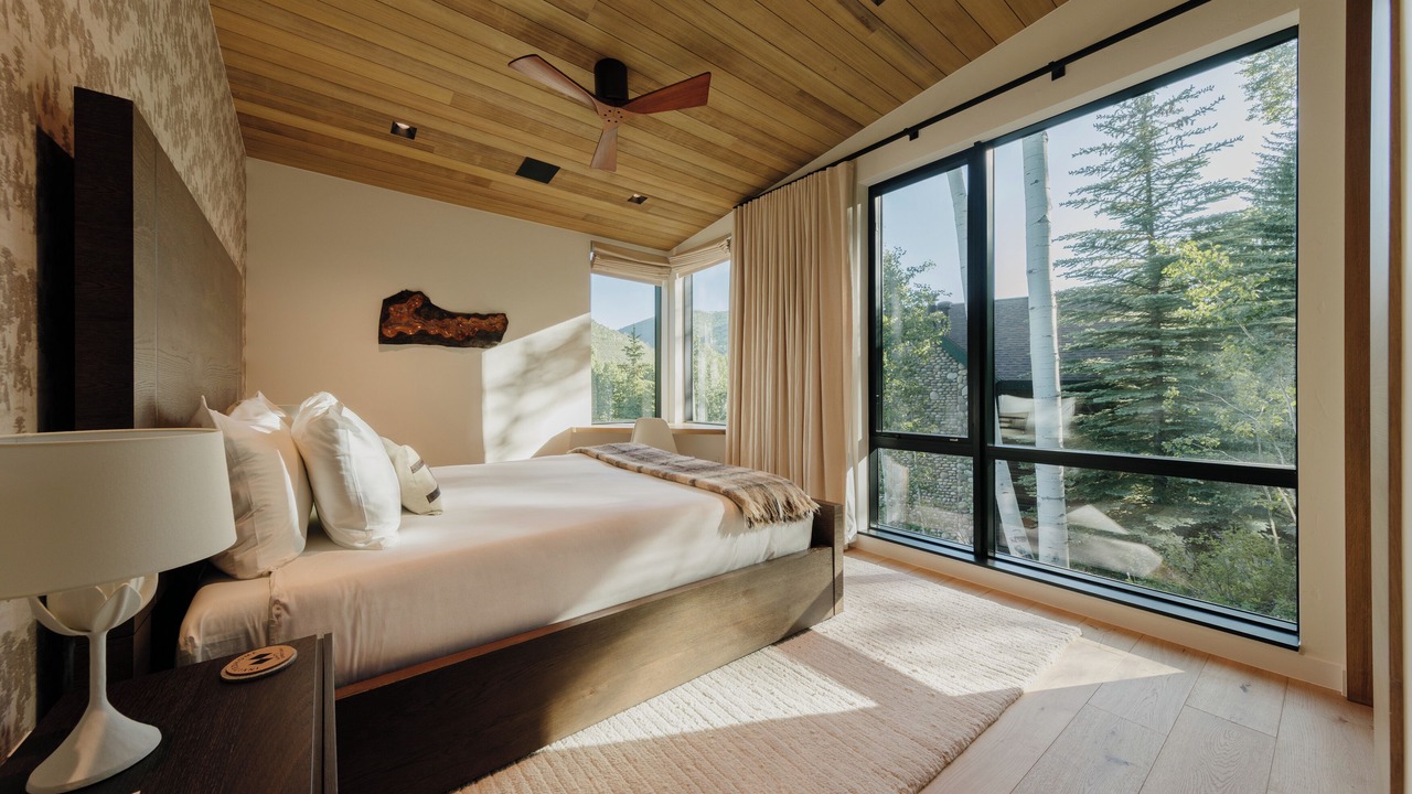 Photo of Bedroom in Highland Meadows