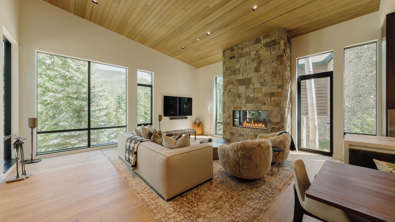 Photo of Livingroom in Highland Meadows
