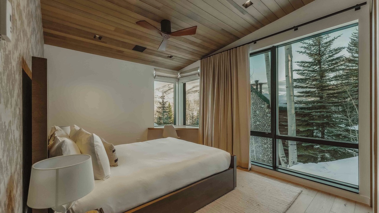 Photo of Bedroom in Highland Meadows