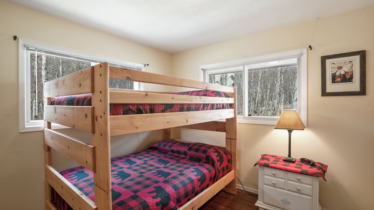 Photo of Bedroom in Lake George