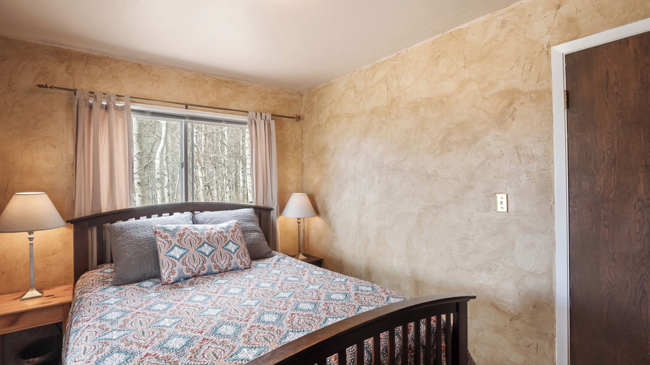 Photo of Bedroom in Lake George