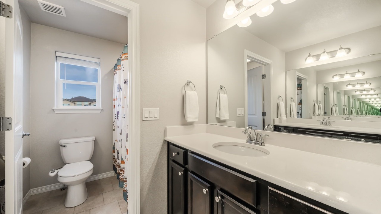 Photo of Bathroom in Monument