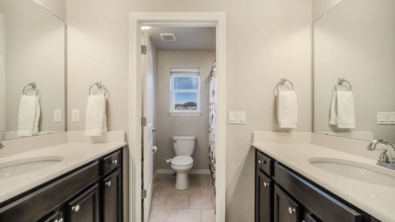 Photo of Bathroom in Monument
