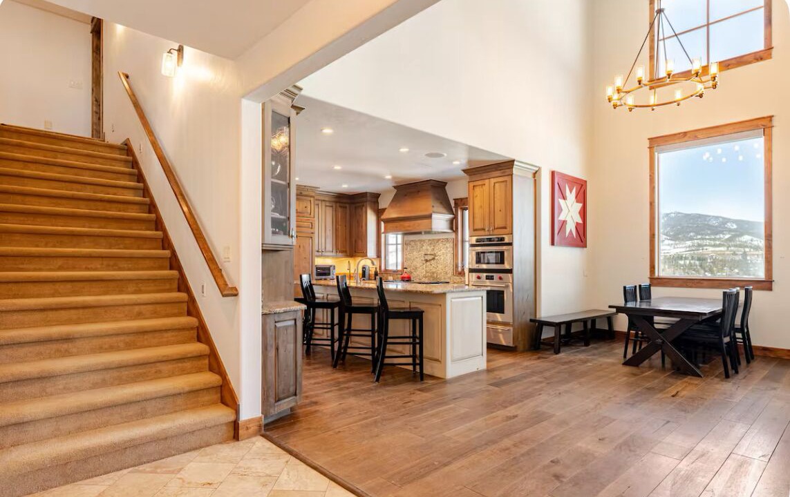 Photo of Kitchen in Summit Cove