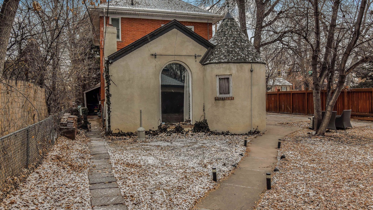 Photo of Outdoor in Cory